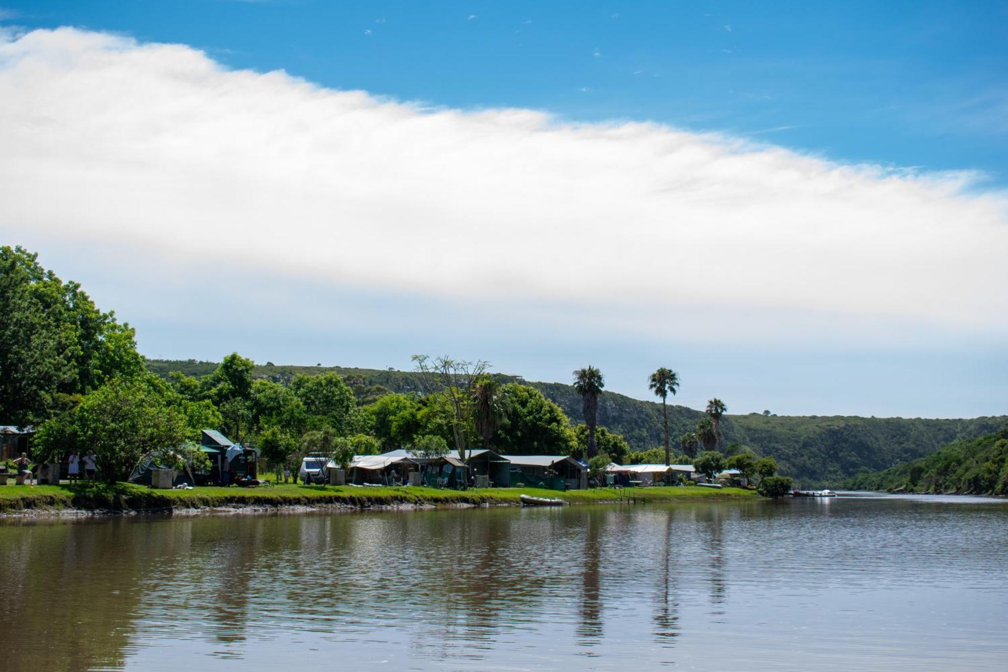 Areena Riverside Resort Kwelera Exterior photo