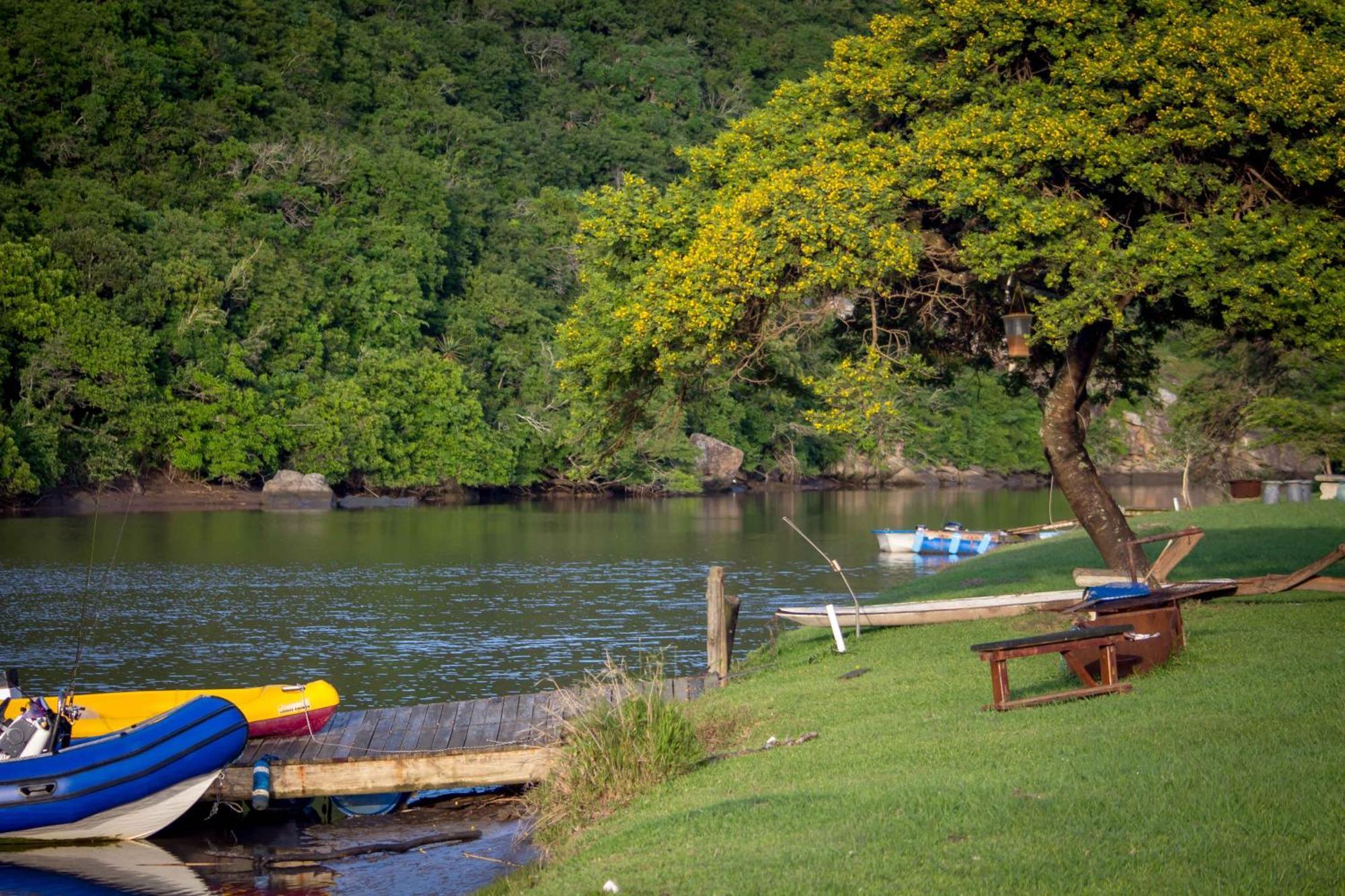 Areena Riverside Resort Kwelera Exterior photo